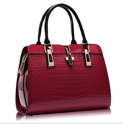Luxury high quality pocket designer handbags and shoulder bags