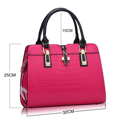 Luxury high quality pocket designer handbags and shoulder bags