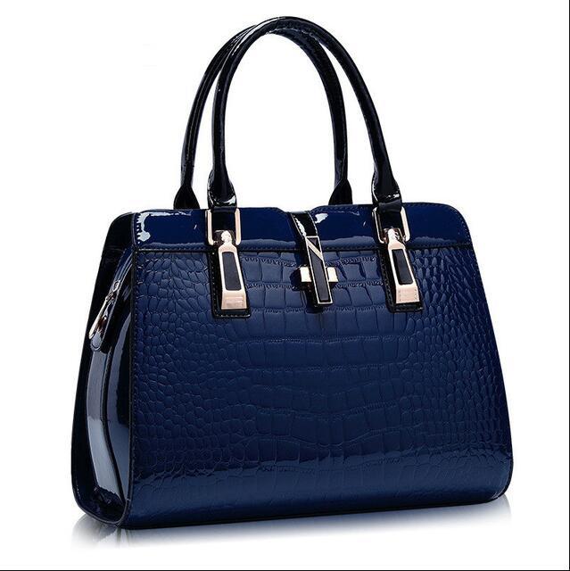 Luxury high quality pocket designer handbags and shoulder bags